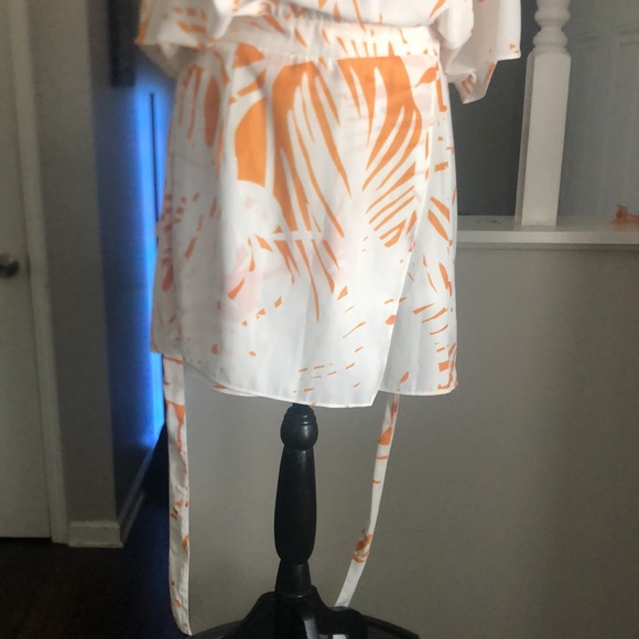 NWT Bishop + Young Jet Set Romper Size Large Riviera Print - Picture 12 of 14